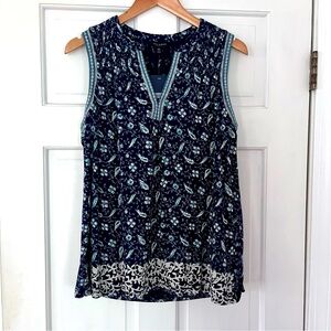 NWT Lucky Brand V-Neck Top with Embroidered Trim Blue & White Medium